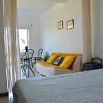 Presqu'ile De Giens Vue *