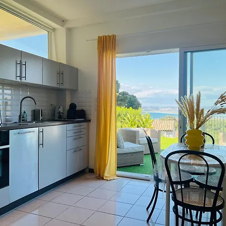 Presqu'ile De Giens Vue Hyeres